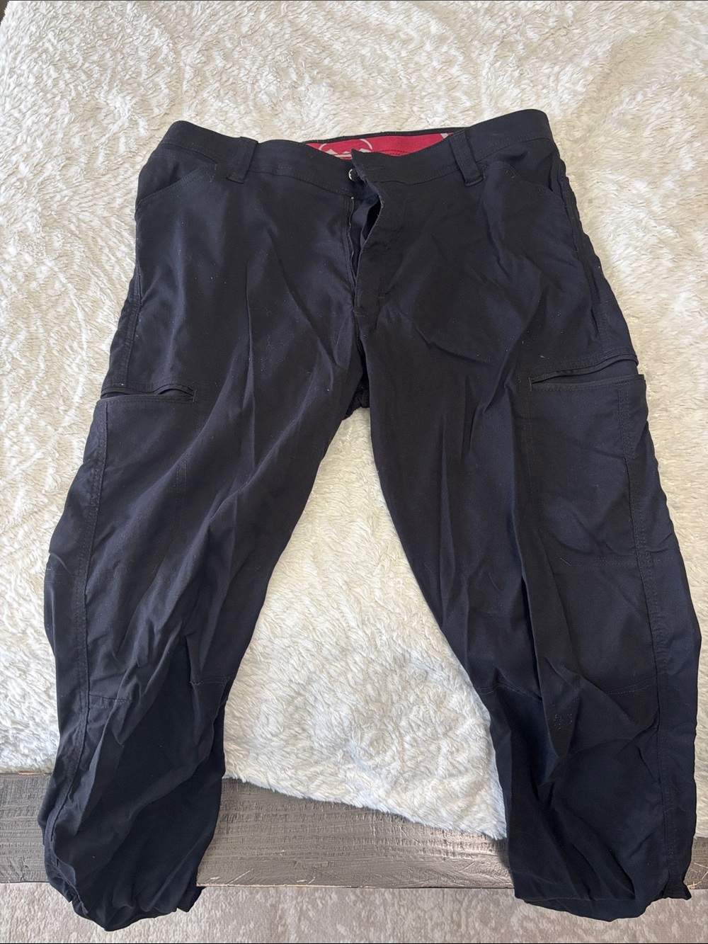 Wrangler Black Cargo Jogger Pants with Utility Pockets